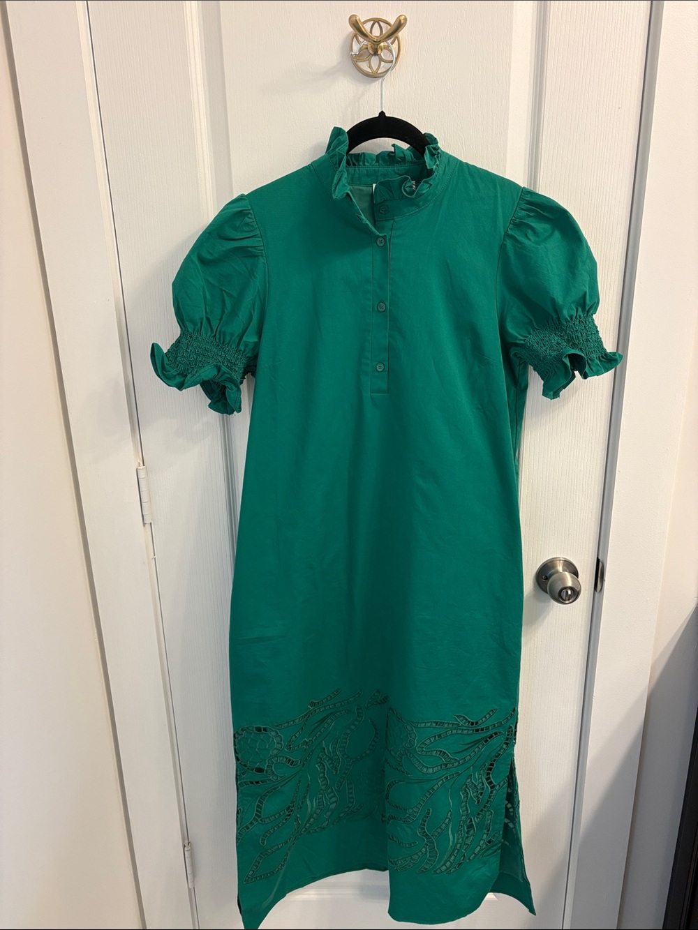 Green Ruffled-Neck Puff Sleeve Midi Dress